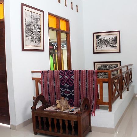 Griya Kedasih Guesthouse Yogyakarta Extérieur photo