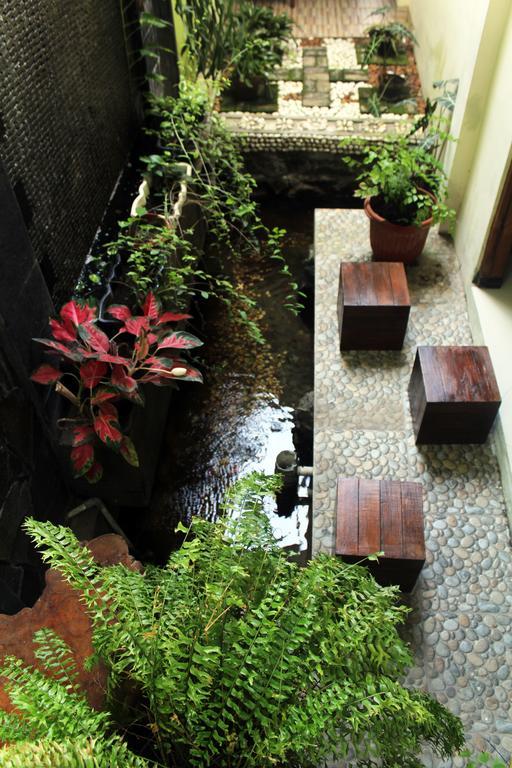 Griya Kedasih Guesthouse Yogyakarta Extérieur photo